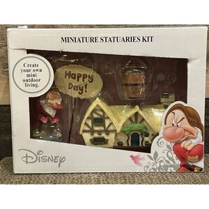Disney Minature Statuaries Kit Grumpy Snow White‎ Happy Day Sign